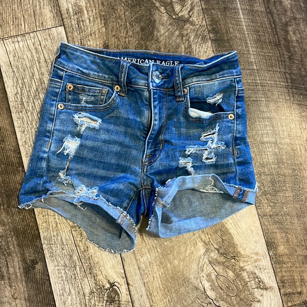 American Eagle Hi Rise Shorties Distressed Shorts Size 00